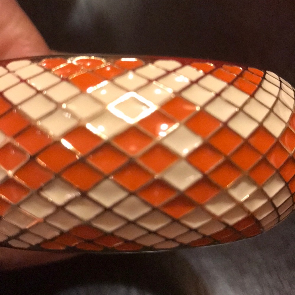 *FINAL SALE* ‼️Bold Ceramic Bangle - Picture 4 of 5
